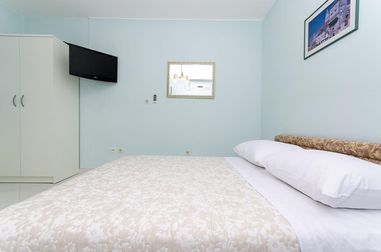 Apartments Vinko Trogir Zewnętrze zdjęcie